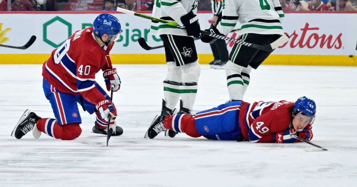 Montreal Canadiens forward Rafaël Harvey-Pinard exits Saturday’s game with lower-body injury