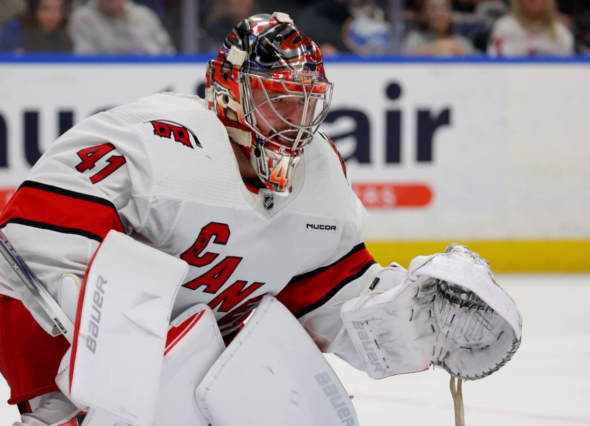 Carolina Hurricanes sign goaltender Spencer Martin to one-year contract extension
