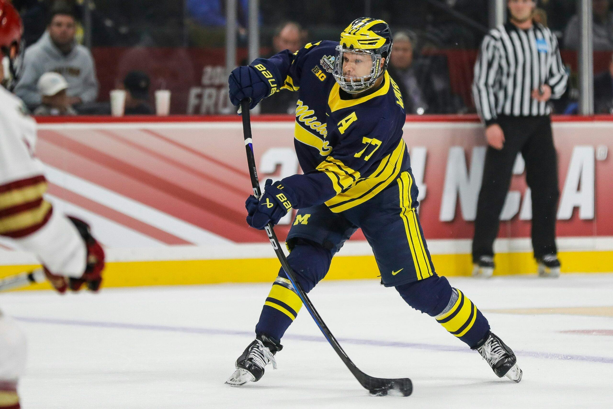 Islanders sign Marshall Warren to two-year, entry-level contract