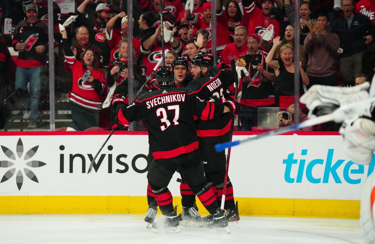 Stanley Cup Playoffs Day 1: Canes win the goalie duel for a Game 1 victory