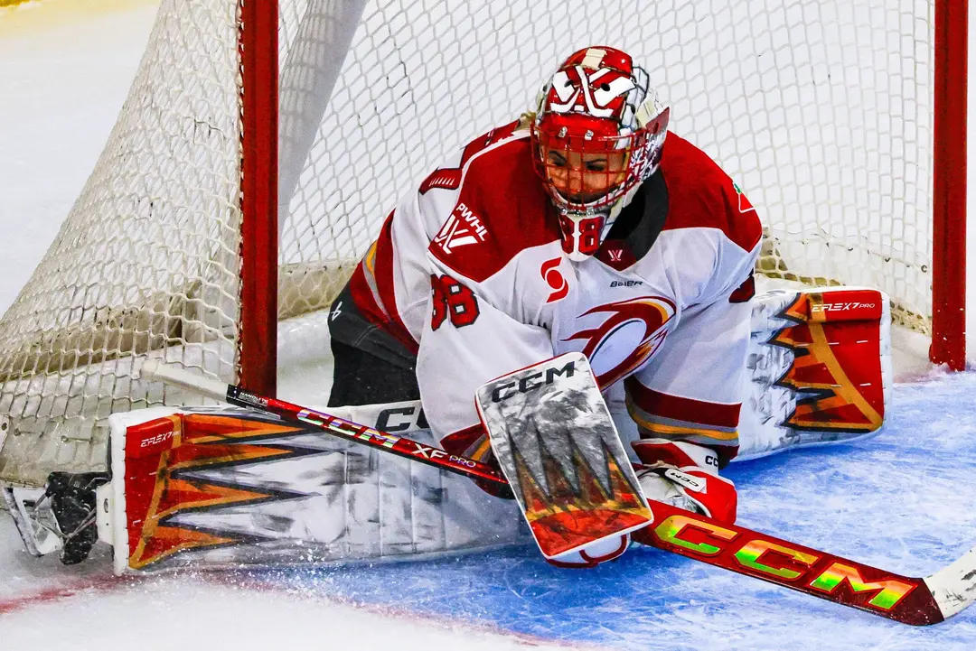 PWHL Vancouver signs Emerance Maschmeyer