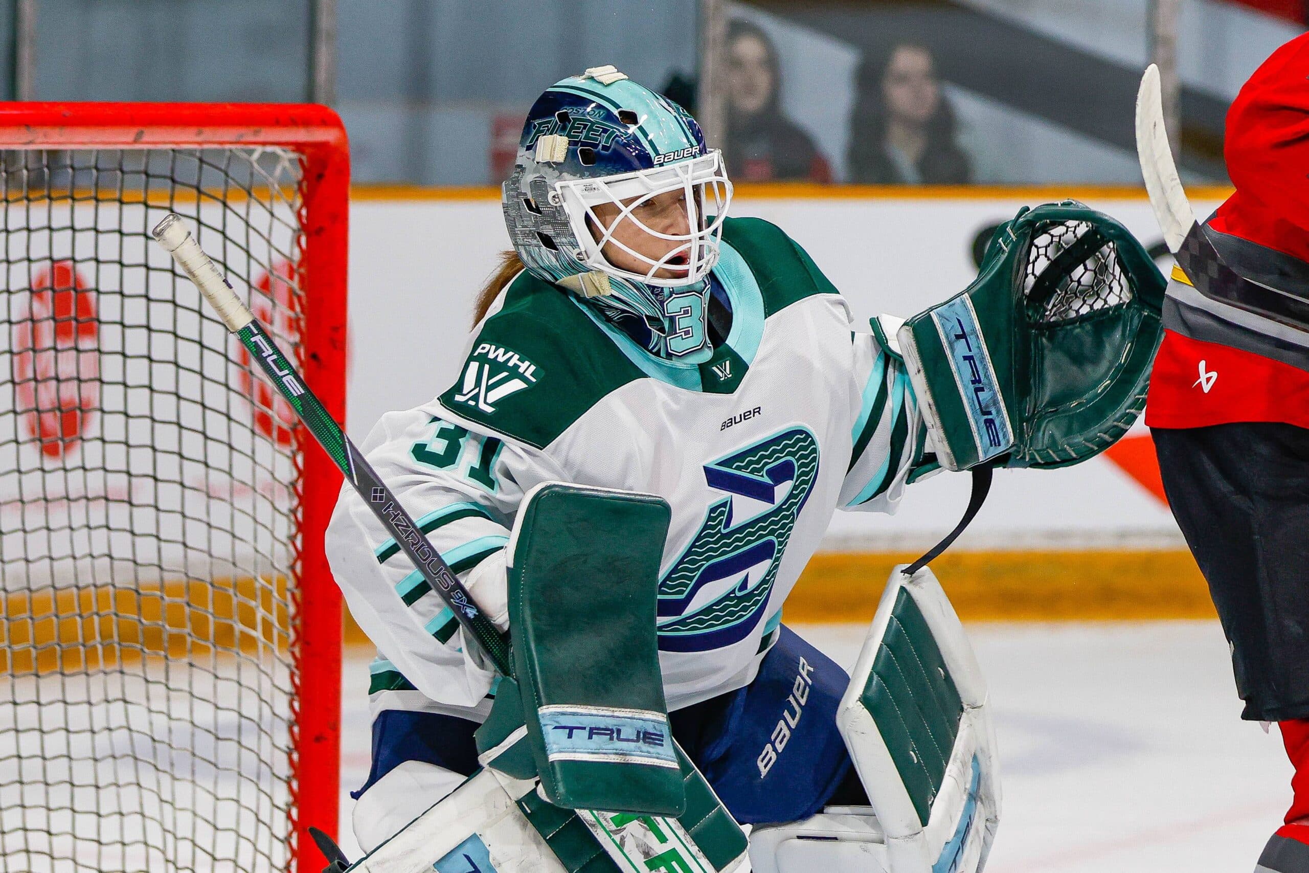Boston Fleet goaltender Aerin Frankel