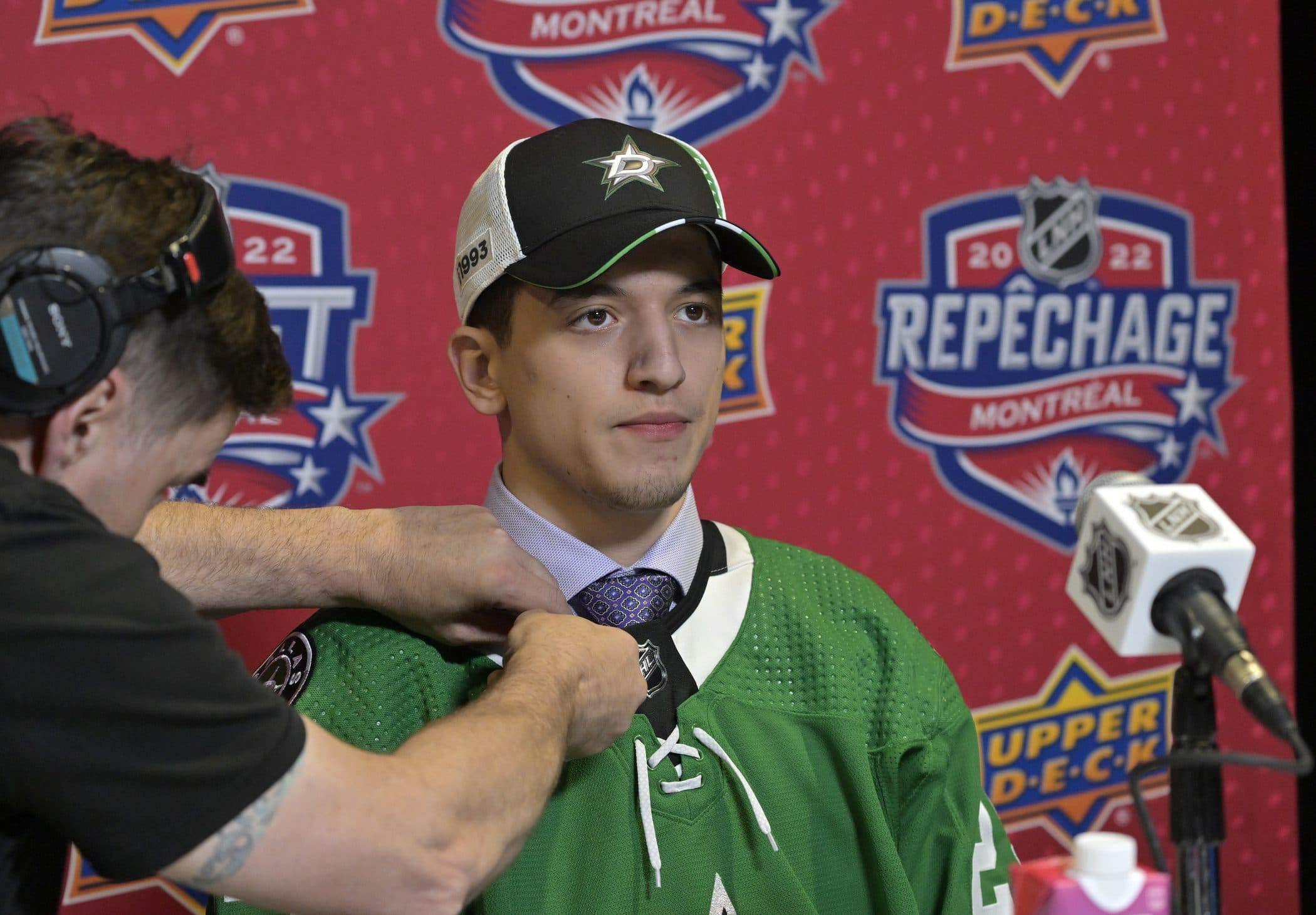 Stars trade Christian Kyrou to Flyers for Samu Tuomalaa