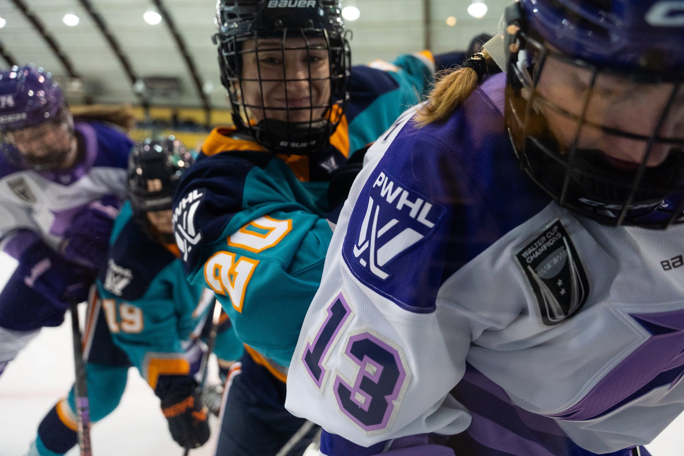 New York Sirens defender Allyson Simpson, Minnesota Frost forward Grace Zumwinkle