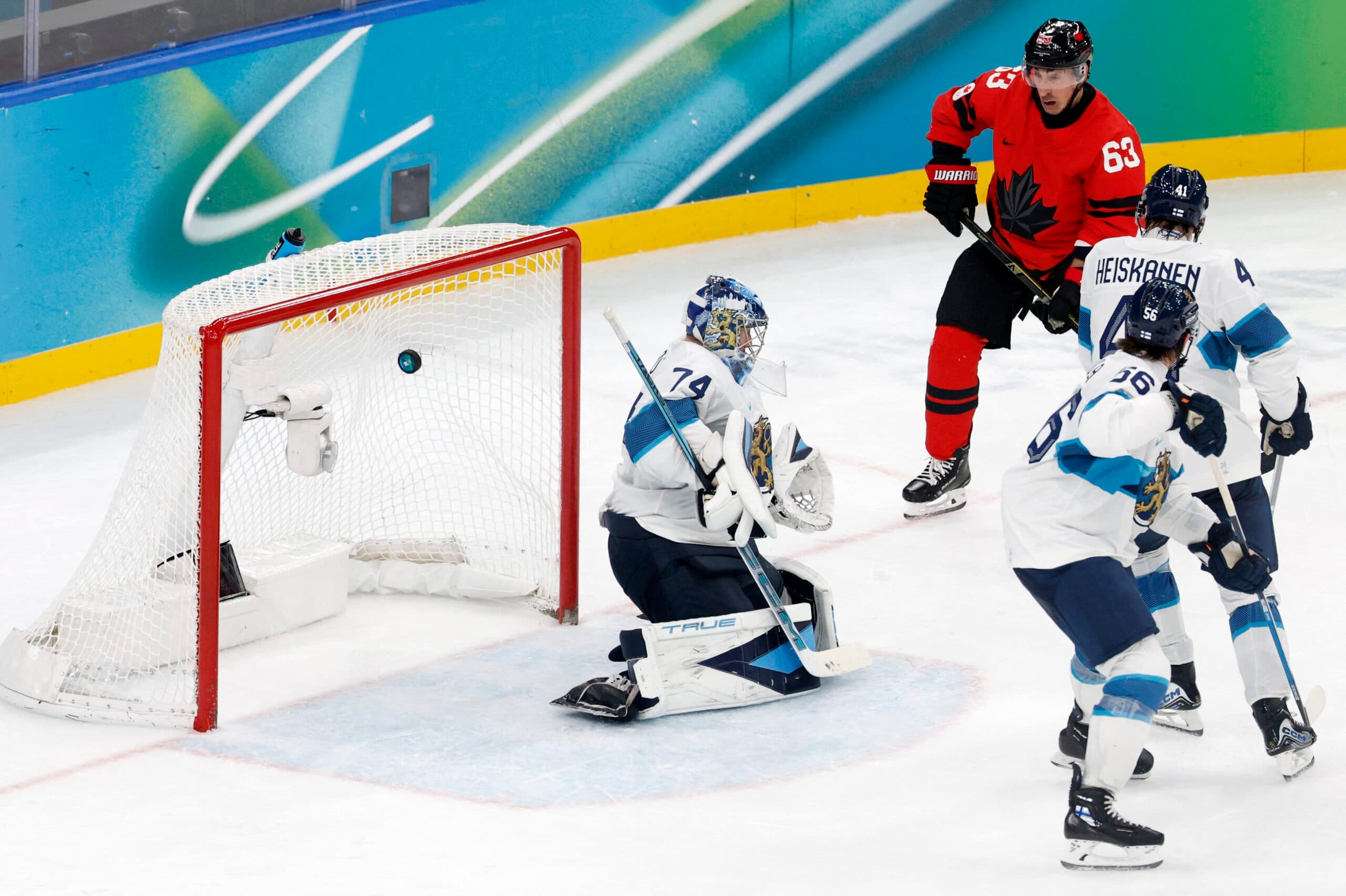 Canada advances to men’s Olympic hockey final after comeback win against Finland
