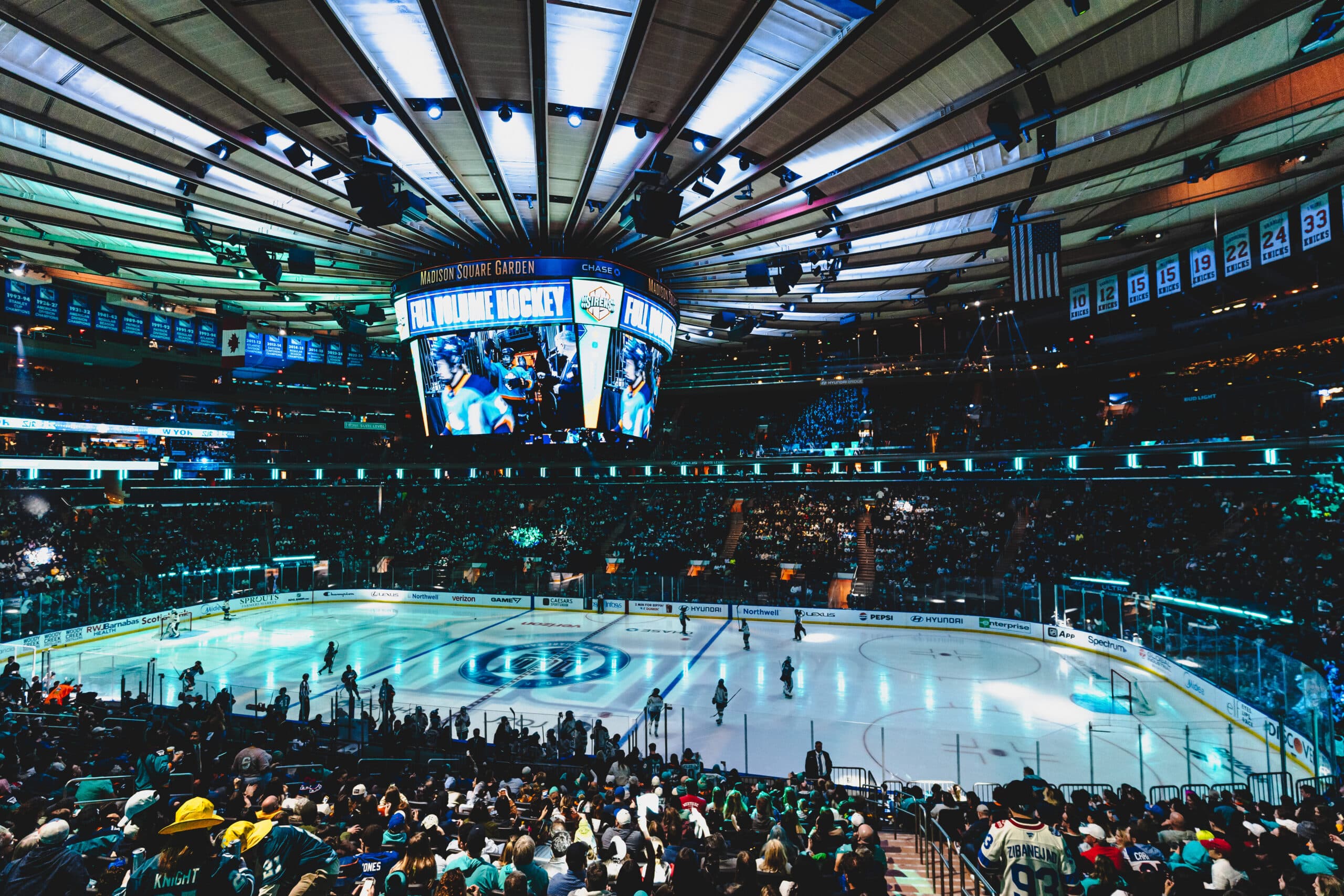 PWHL sets U.S. women’s hockey attendance record at Madison Square Garden