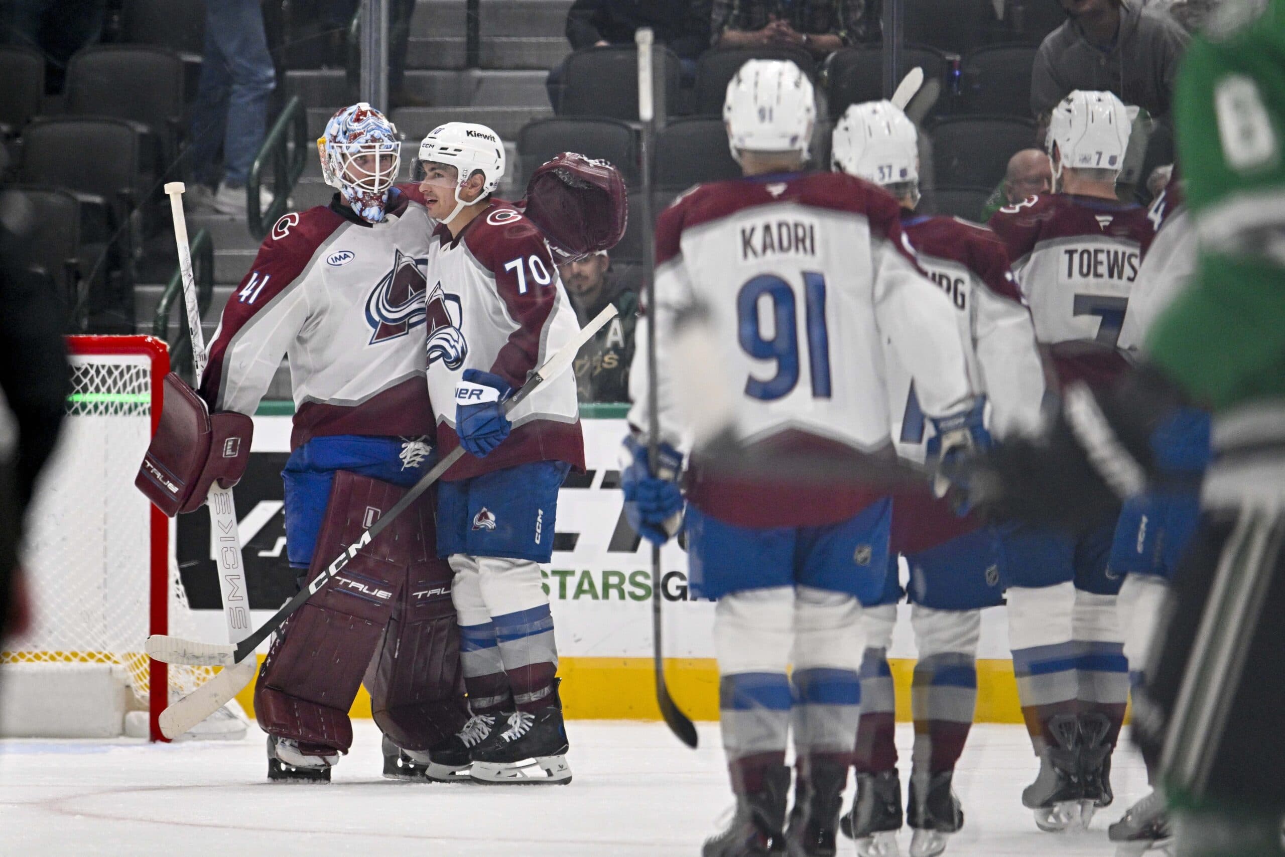 Colorado Avalanche clinch Central Division title