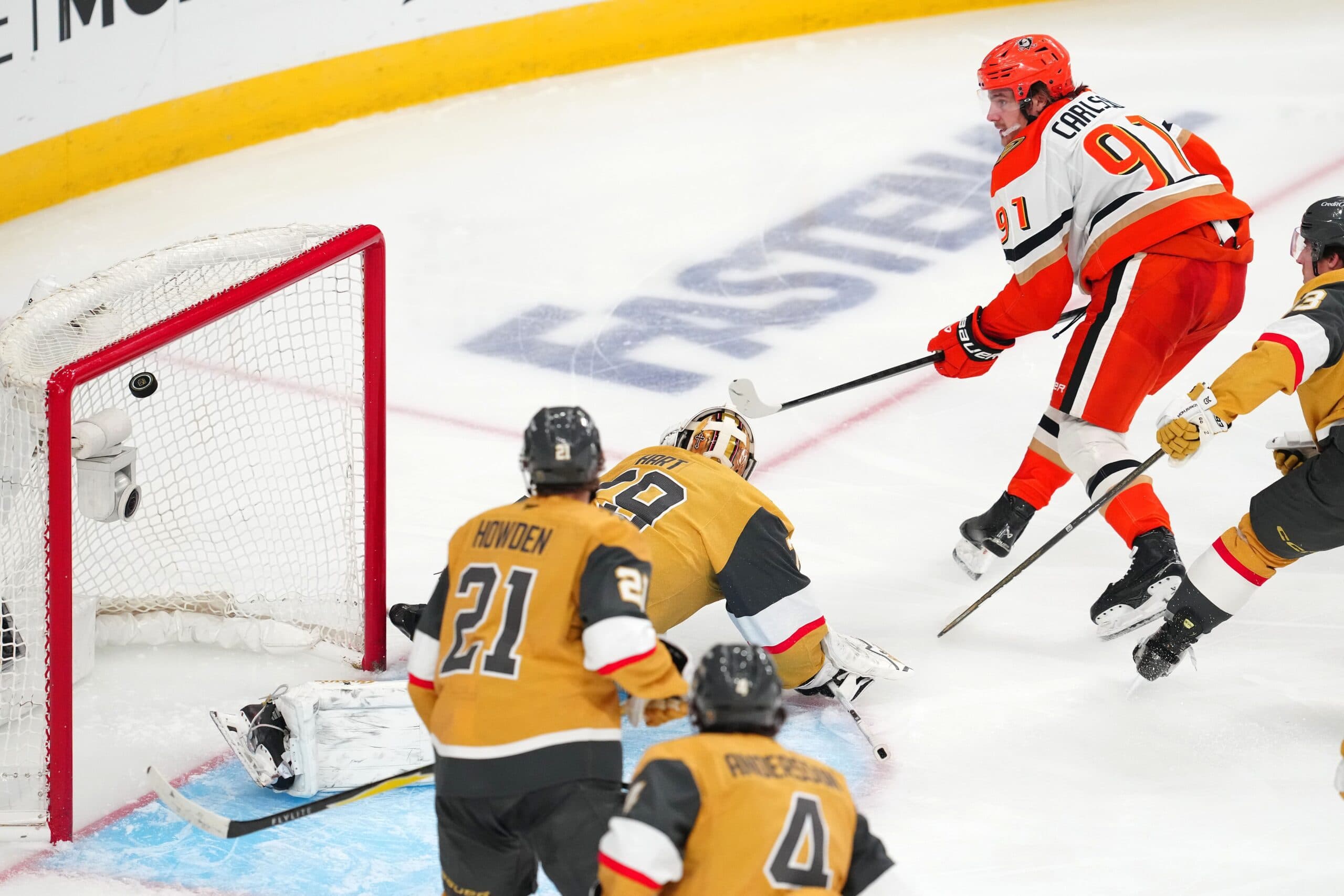 Can Golden Knights overcome inconsistent goaltending?