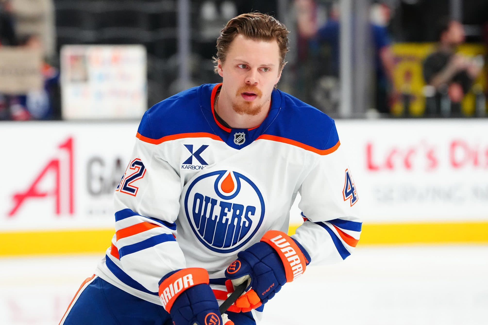 Oilers re-sign Kasperi Kapanen to one-year contract