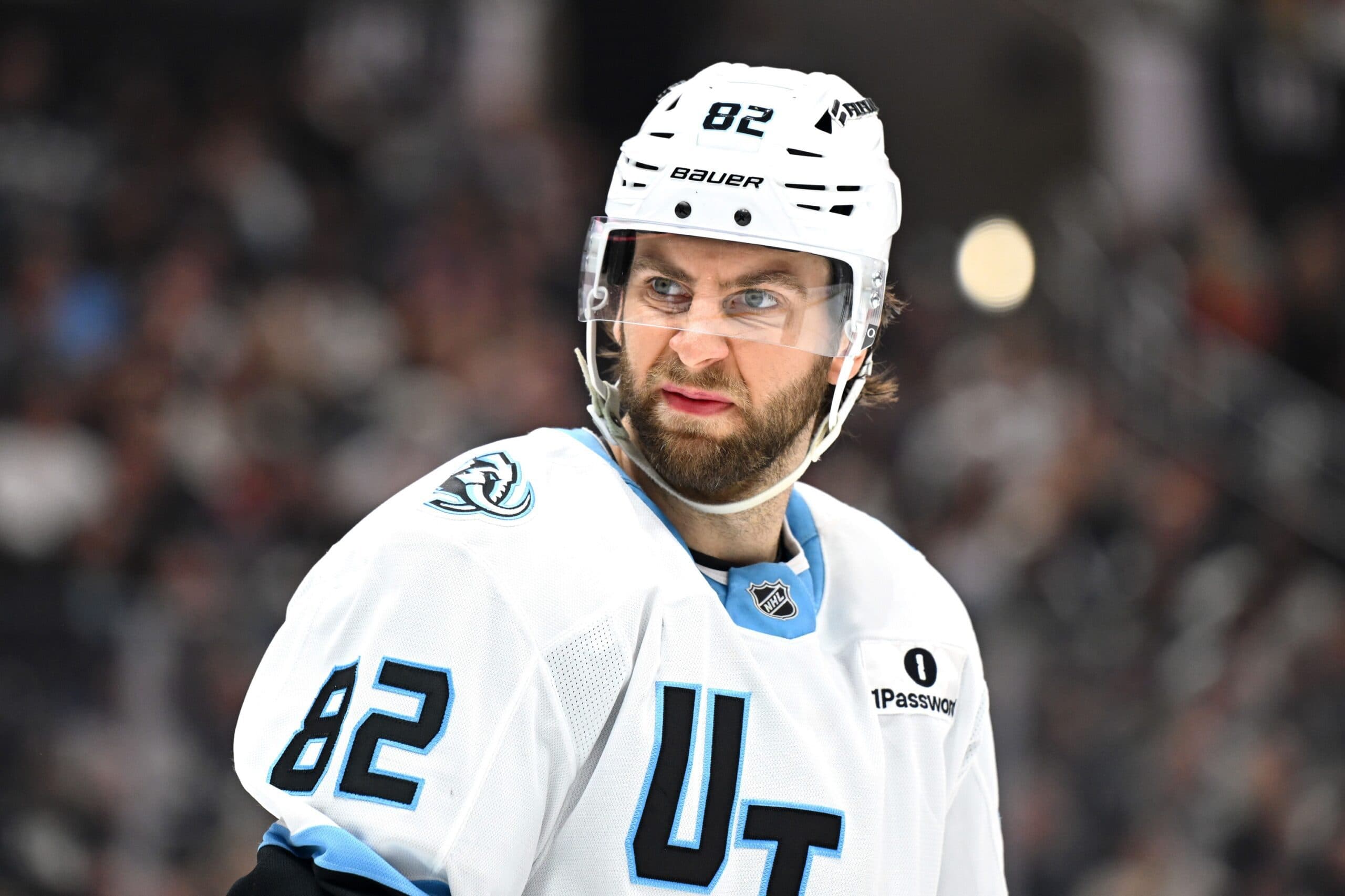 Mammoth re-sign Kevin Stenlund to one-year contract