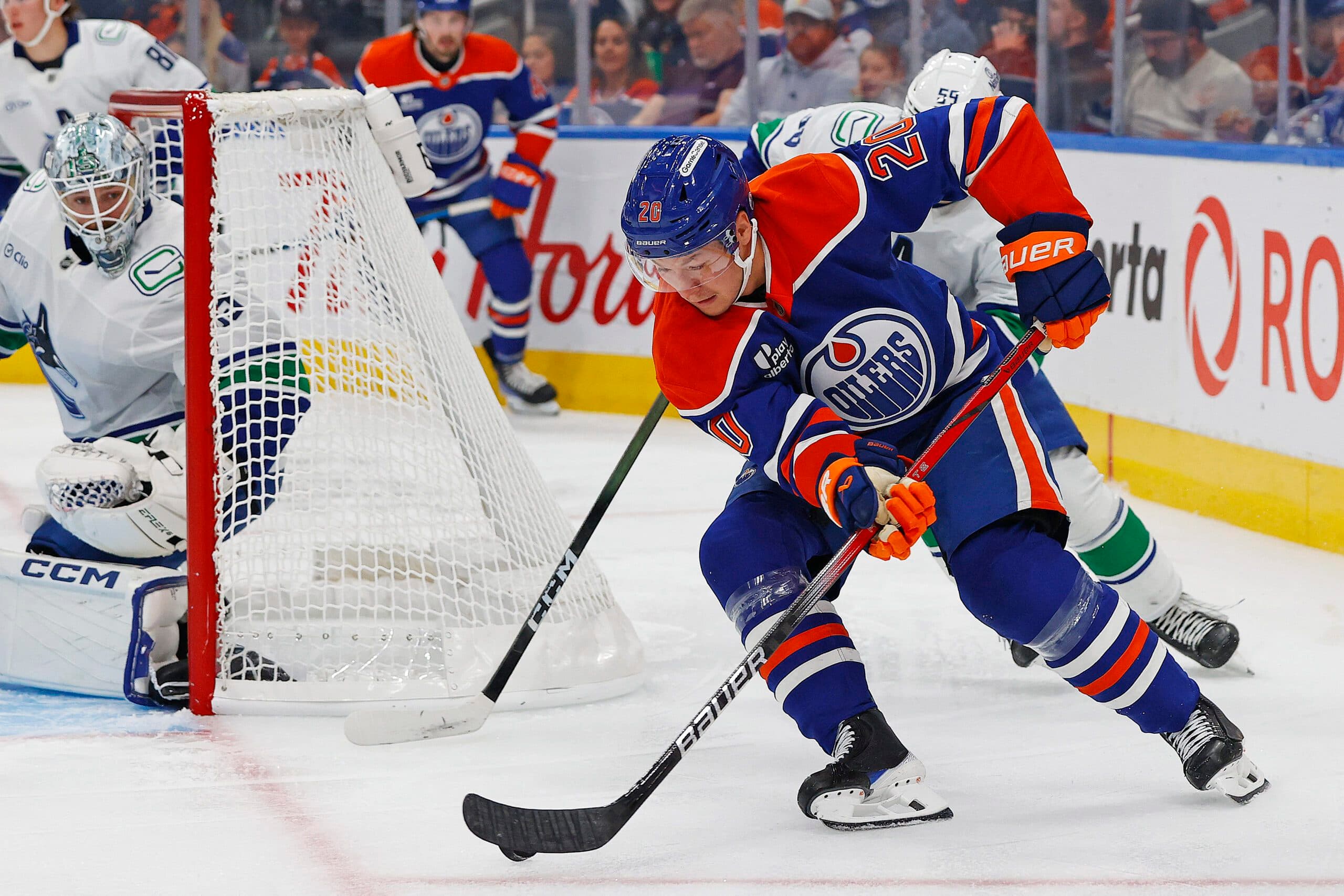 Lazar had four goals and two assists in 45 games for the Edmonton Oilers last season.