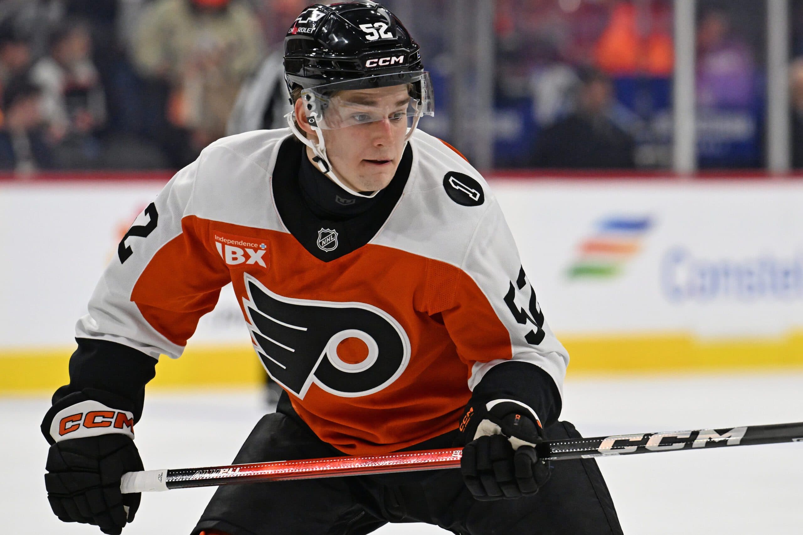Flyers’ Denver Barkey leaves preseason game with lower-body injury