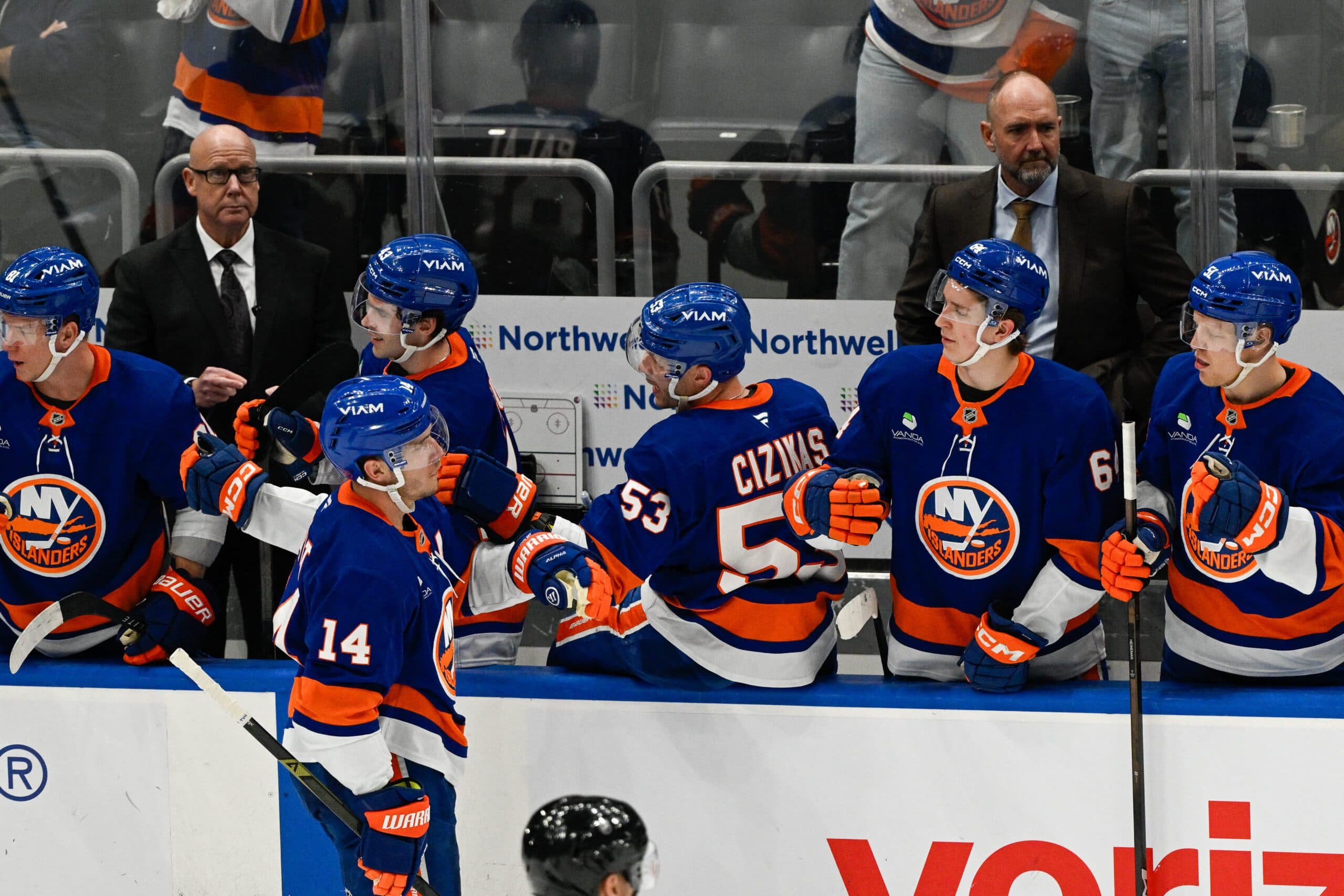 Report: Islanders to sell stake in team at $3 billion valuation