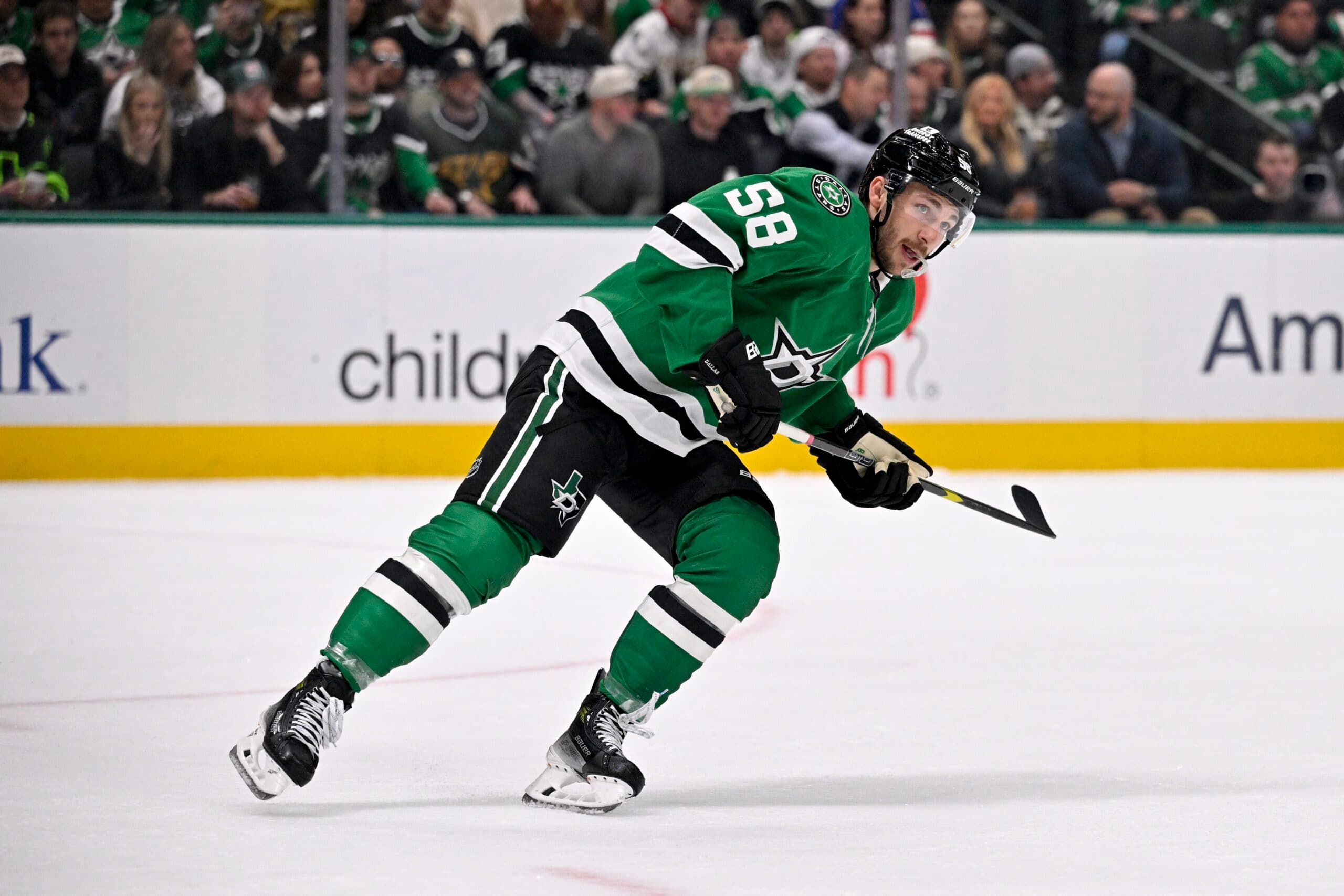 The deal will carry a cap hit of $1.2 million.