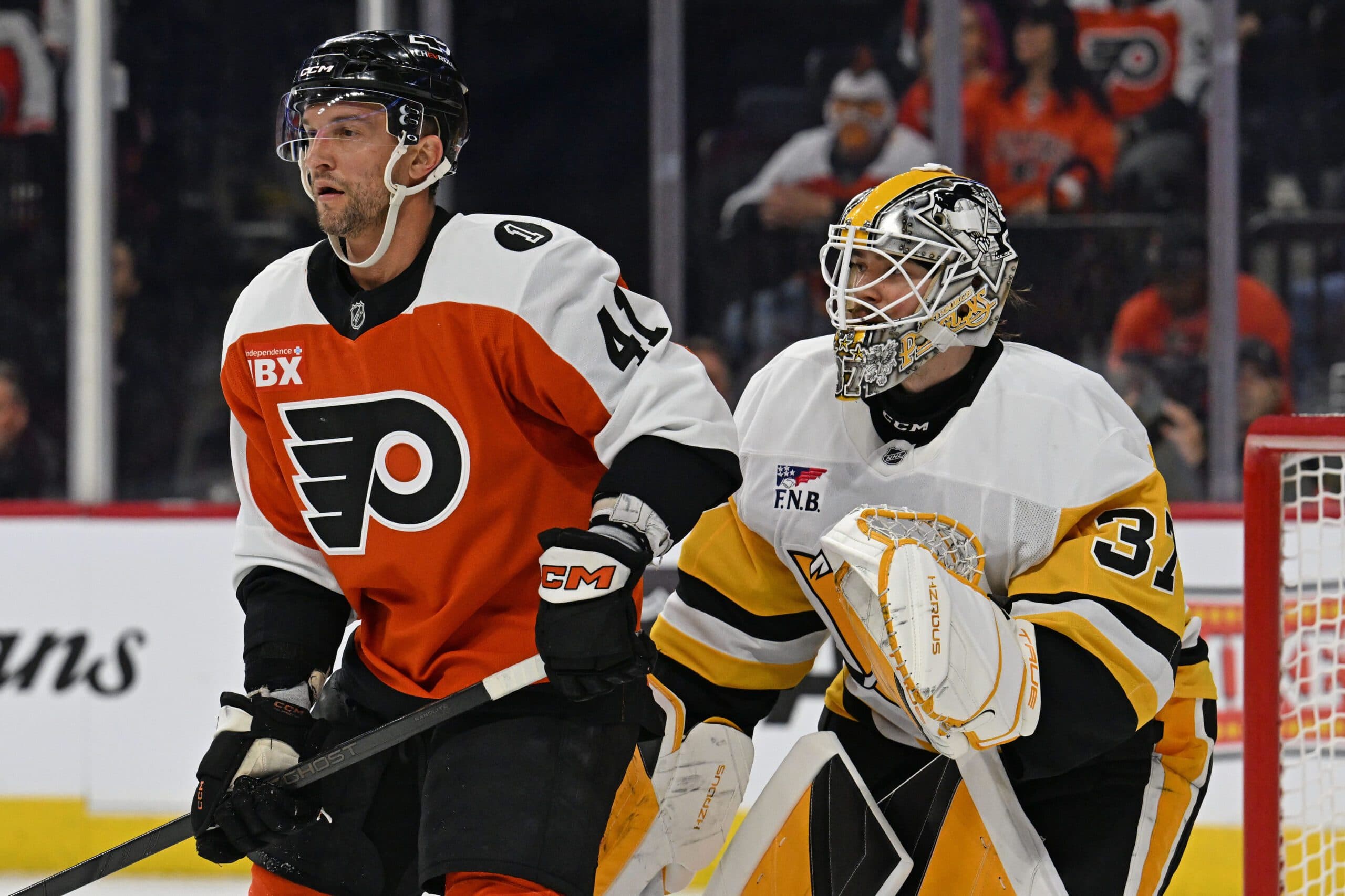 Rangers sign Luke Glendening to one-year contract