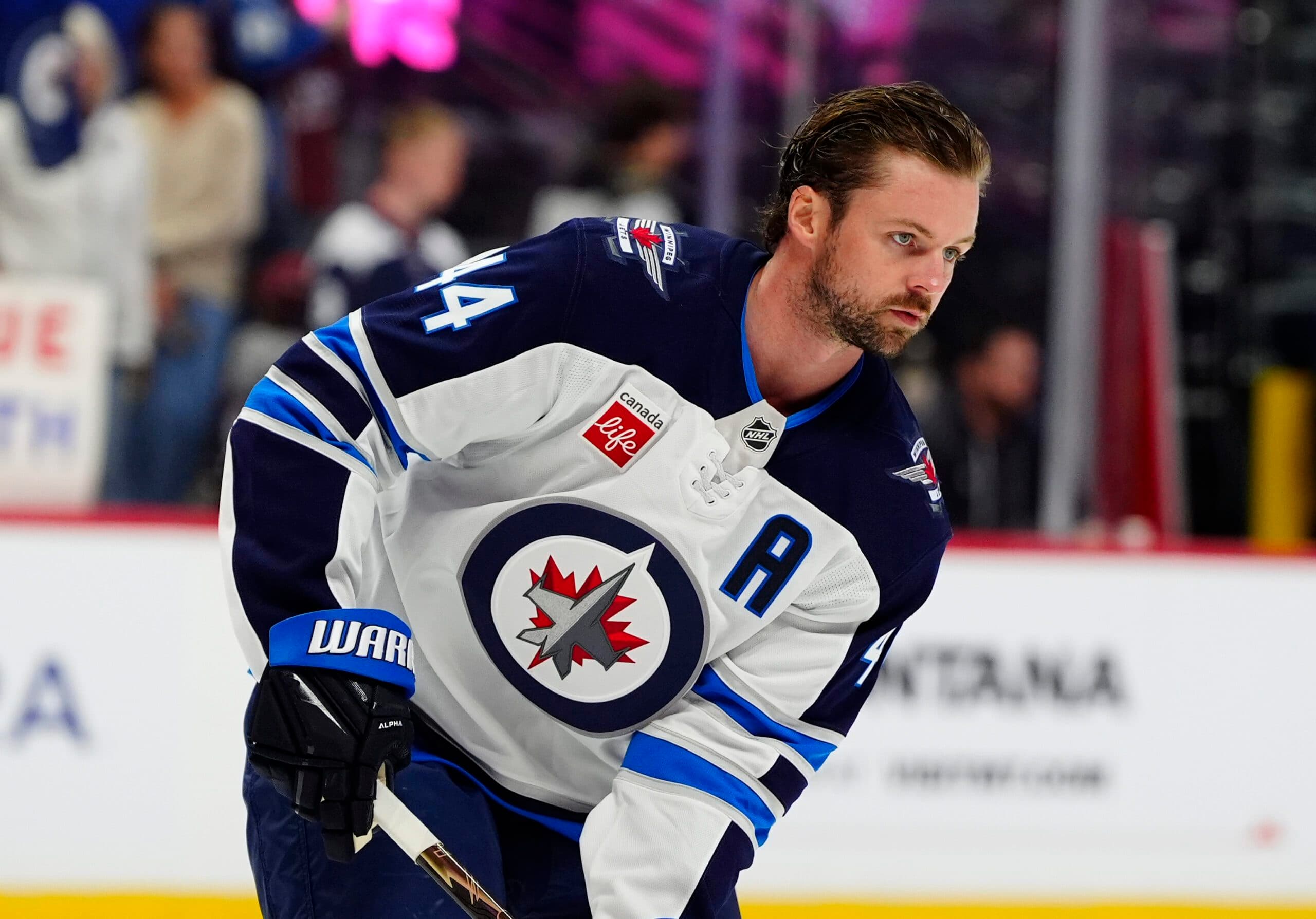 Jets’ Josh Morrissey leaves game with upper-body injury