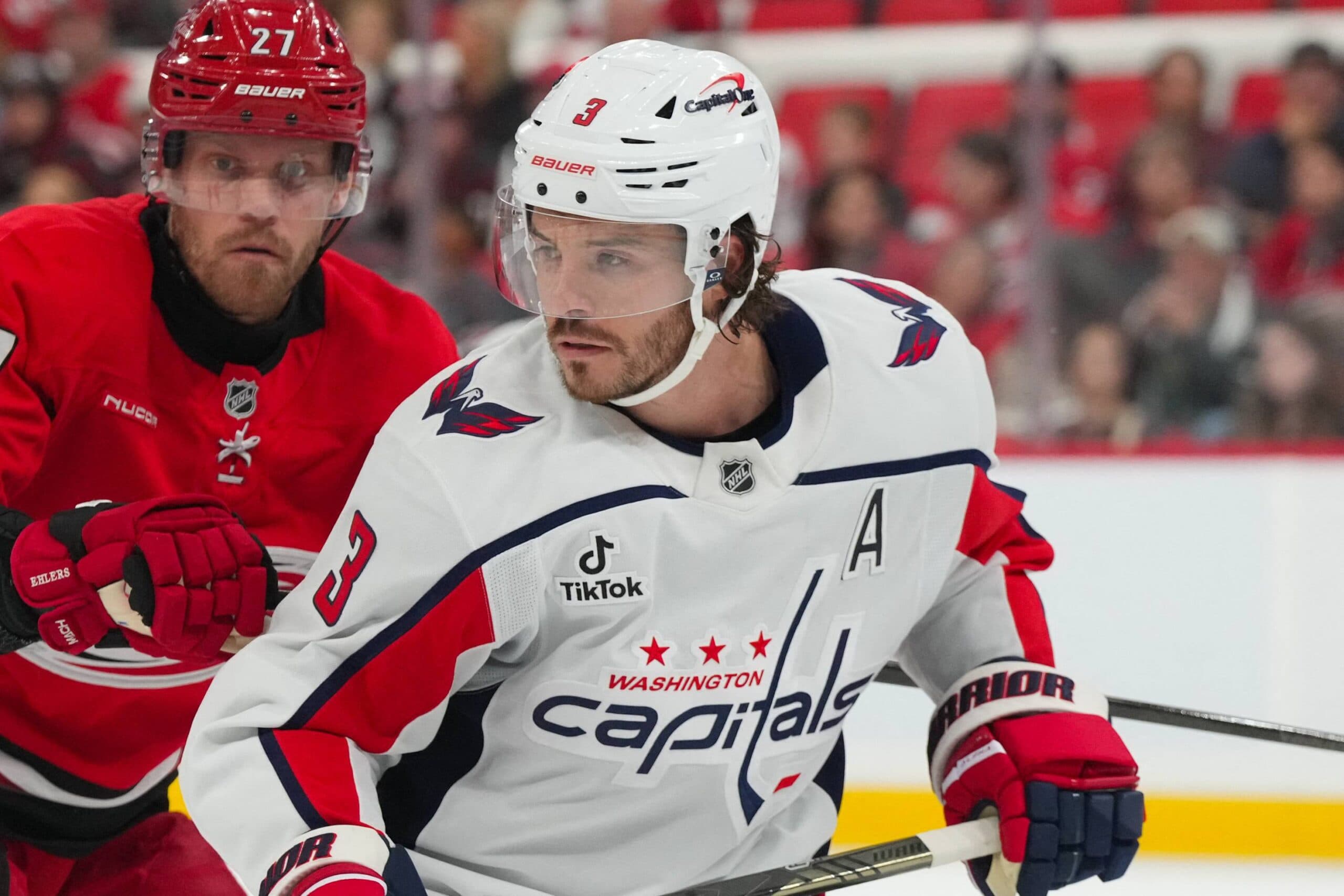Capitals’ Matt Roy leaves game with lower-body injury