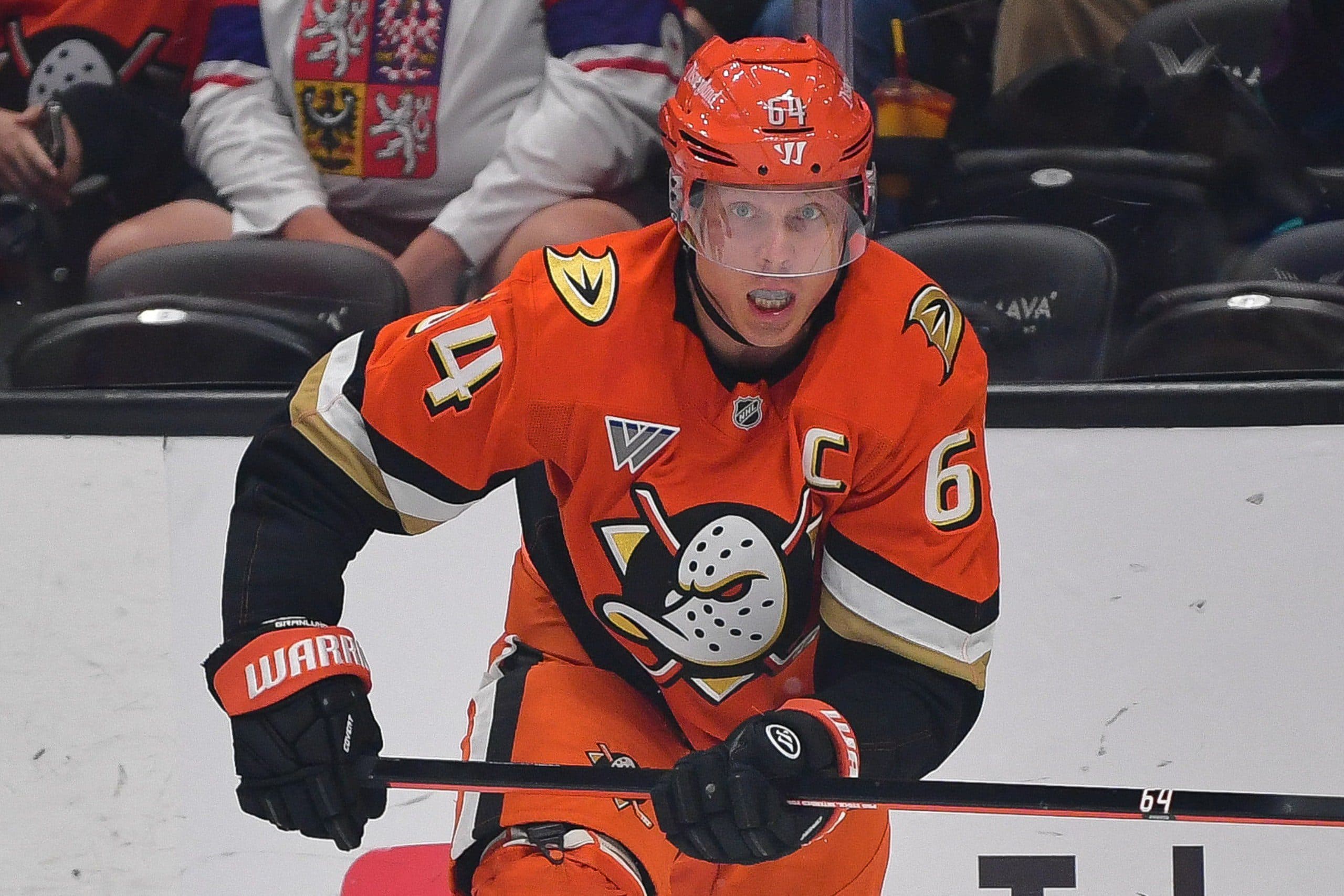 Ducks’ Mikael Granlund out day-to-day with upper-body injury