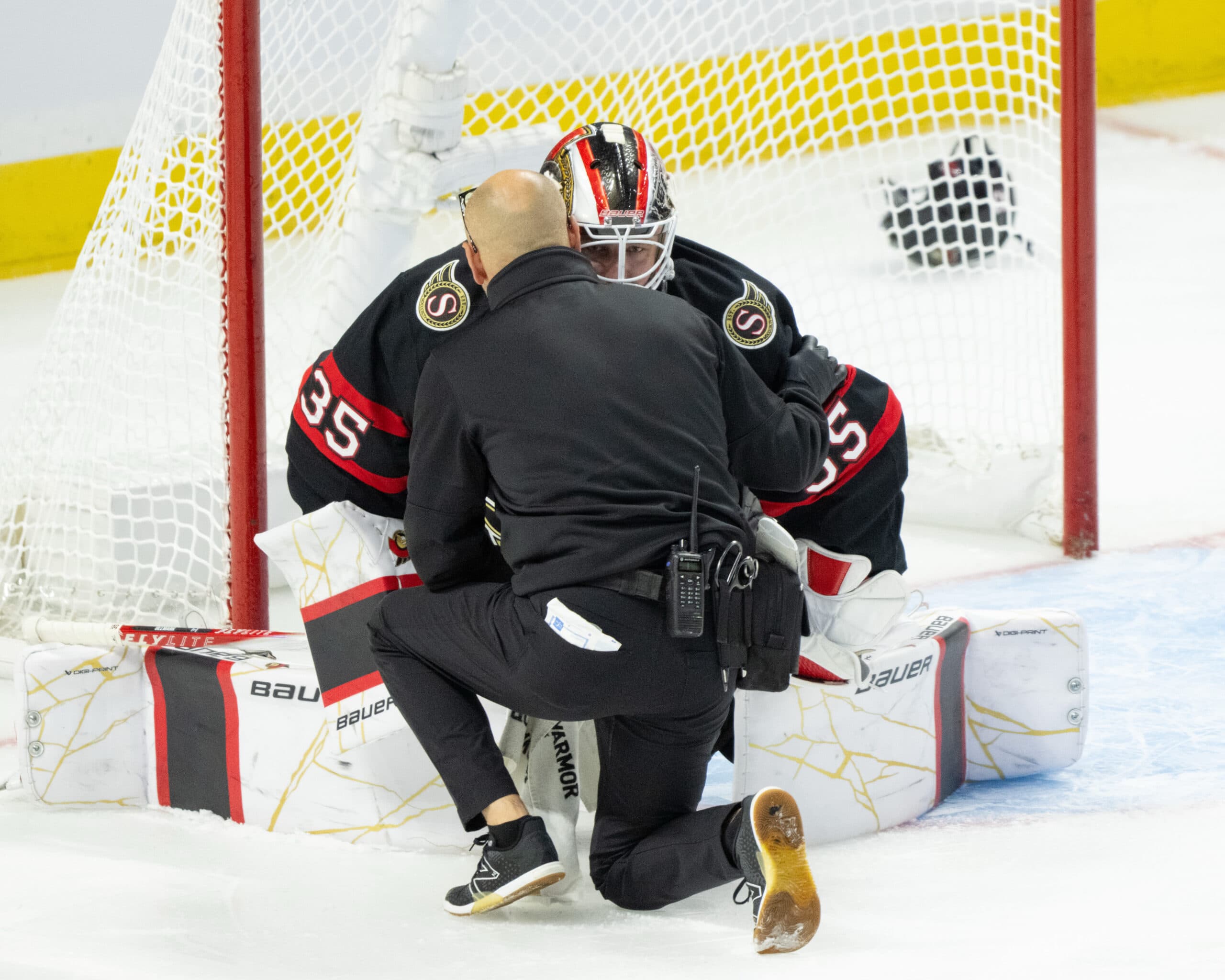 Senators could be in trouble if Linus Ullmark is out long-term