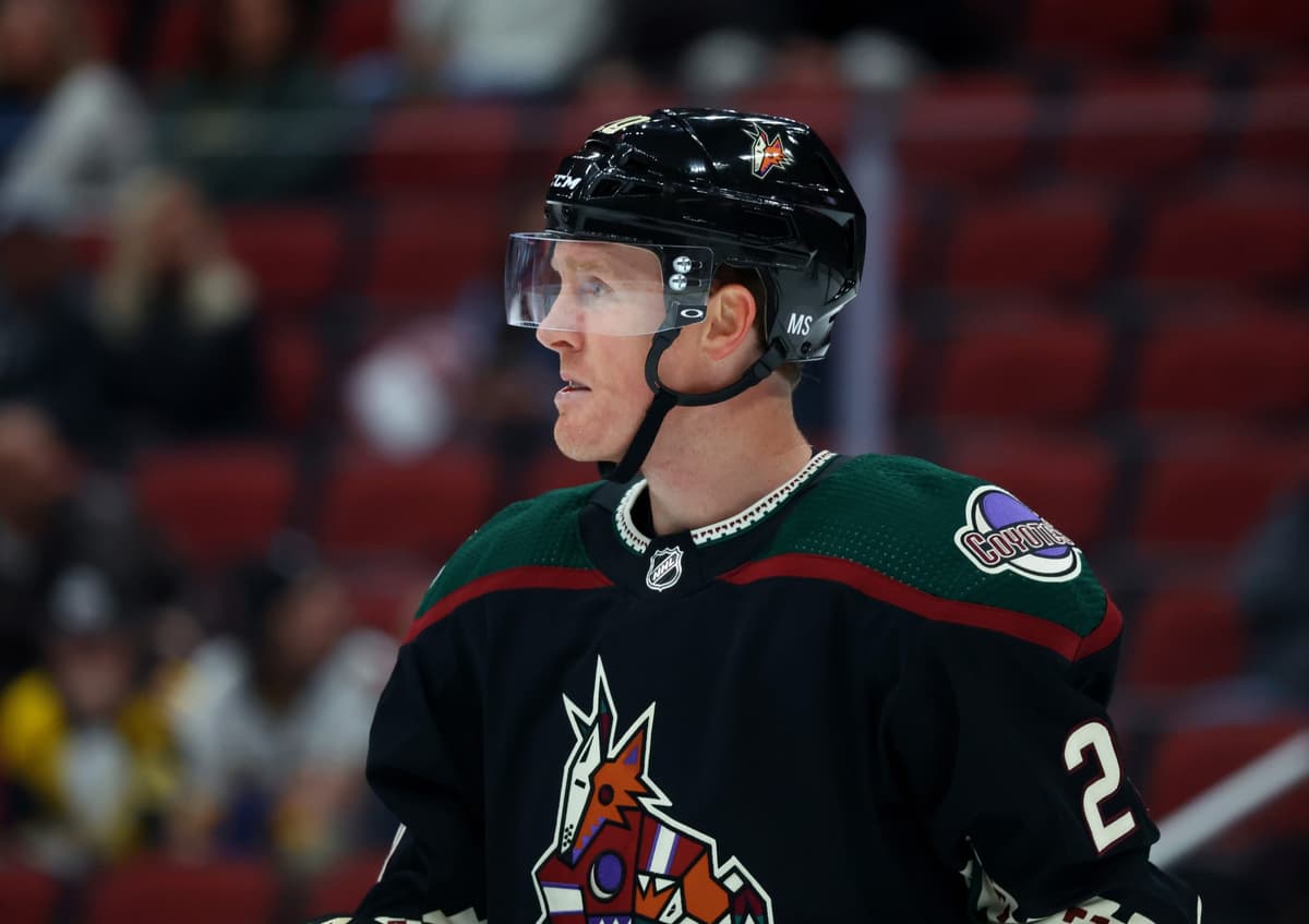 Riley Nash Retires After Successful 12-Year NHL Career - BVM Sports