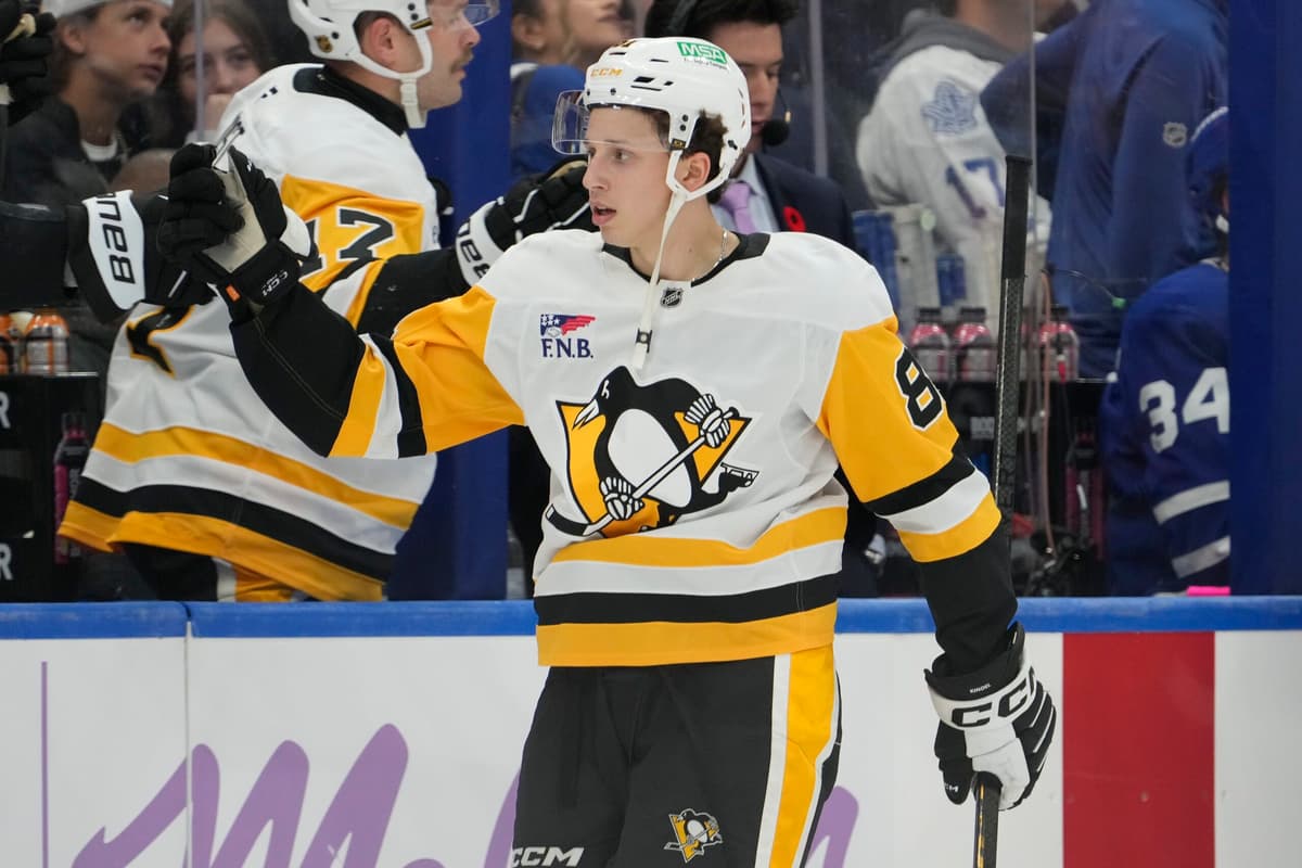 Ben Kindel and Bryan Rust and Pittsburgh Penguins — Kindel's Week-to-Week Timeline Reshuffles Pittsburgh's Third Line Before Regular Season