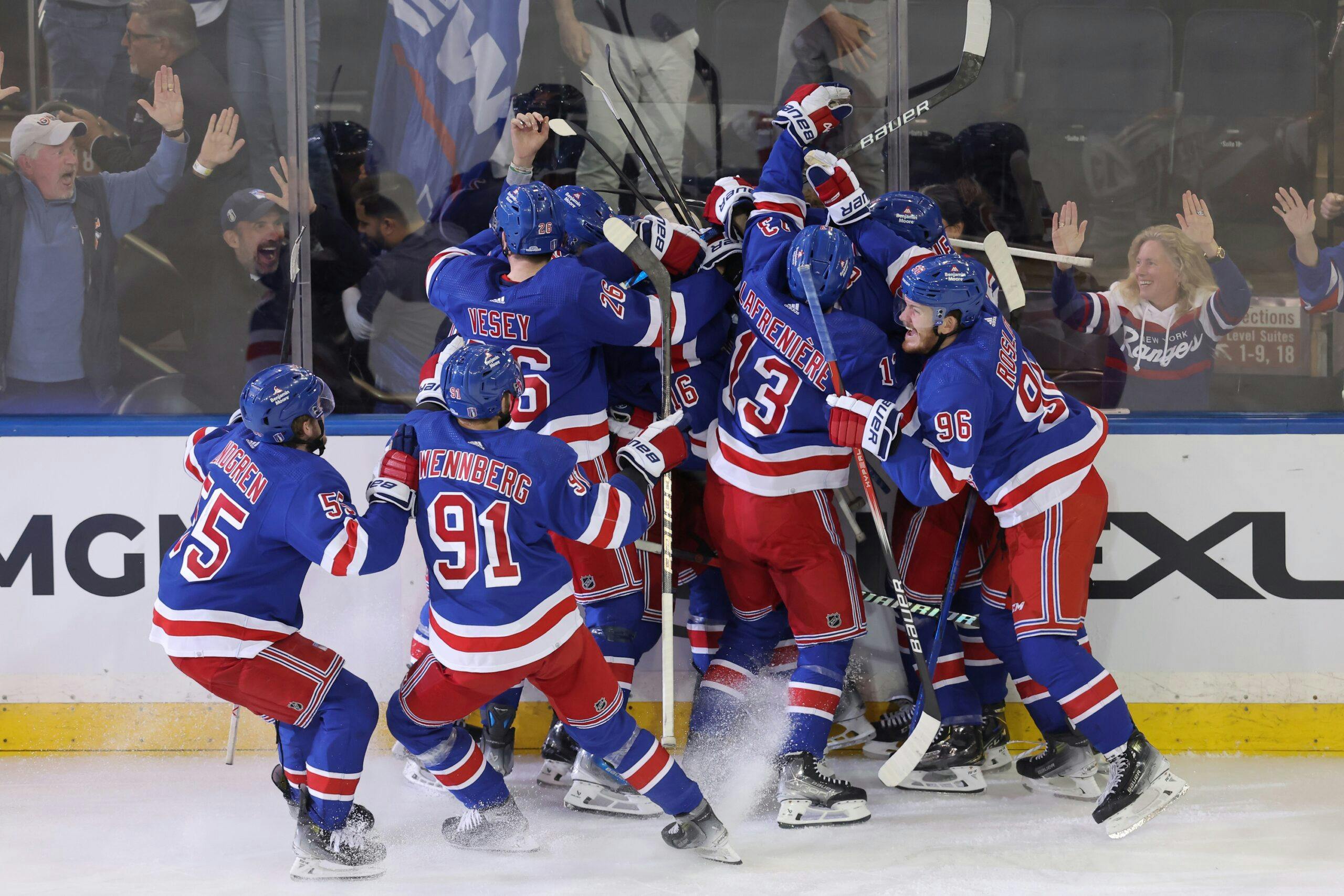 Rangers show just how good they are in series-clinching comeback